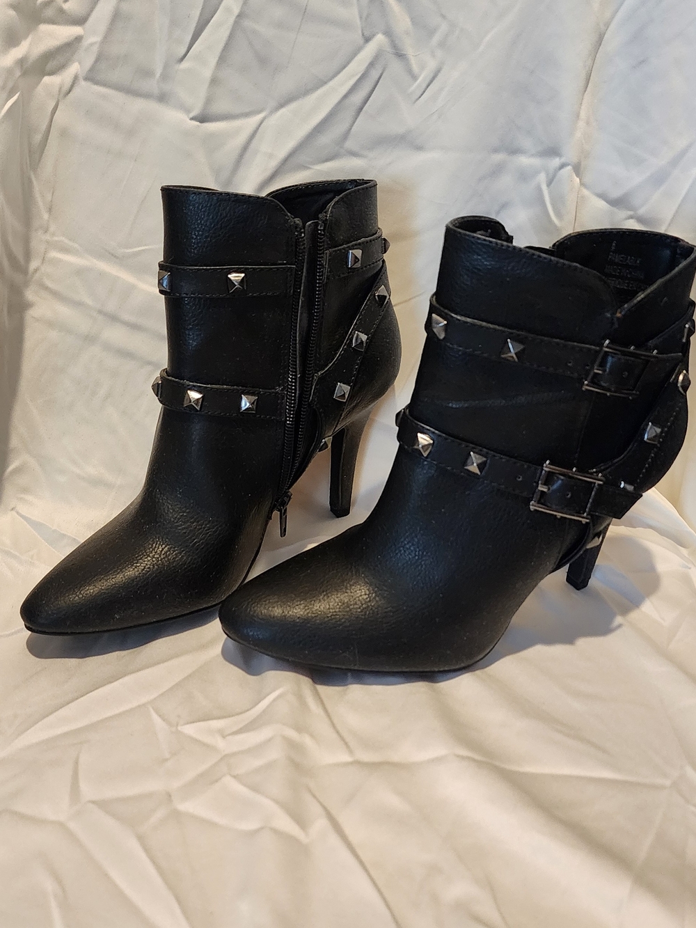 Expressions Black Pointed-Toe Studded Ankle Booties